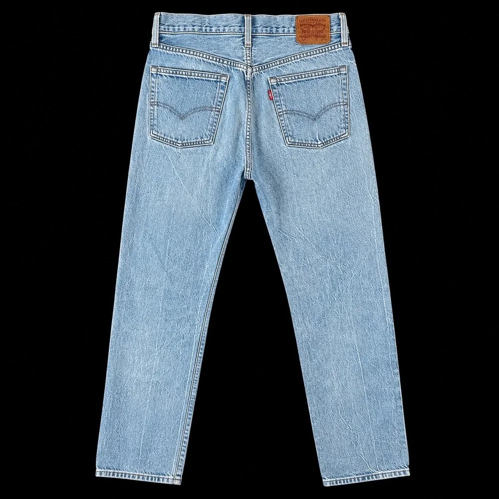 Levi's 501 Original Fit White Oak Cone Jeans W27 L32 – Lt Wash Made in USA Denim